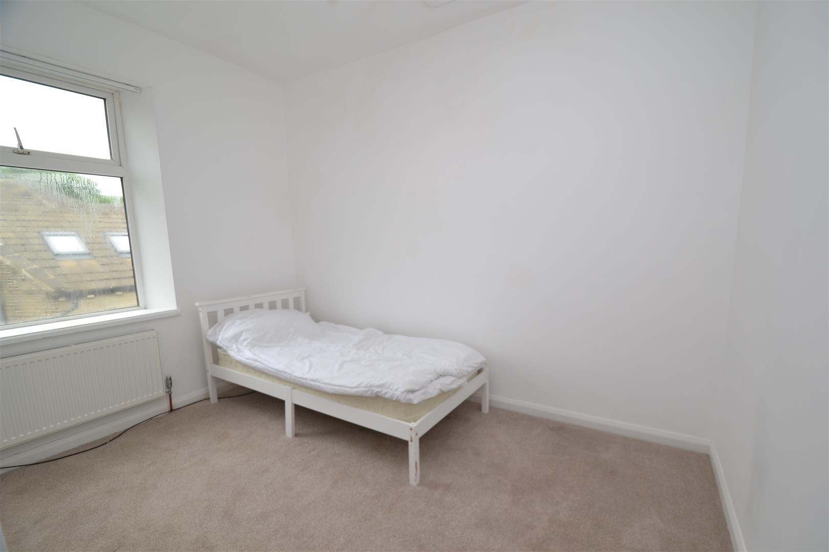 Roper Lane, Queensbury, Bradford Sugdens Estate Agent